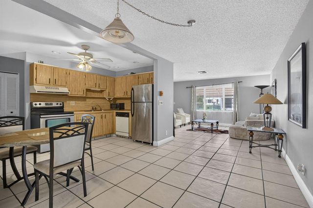 5337 BELLEVILLE Road, West Palm Beach, FL 33417