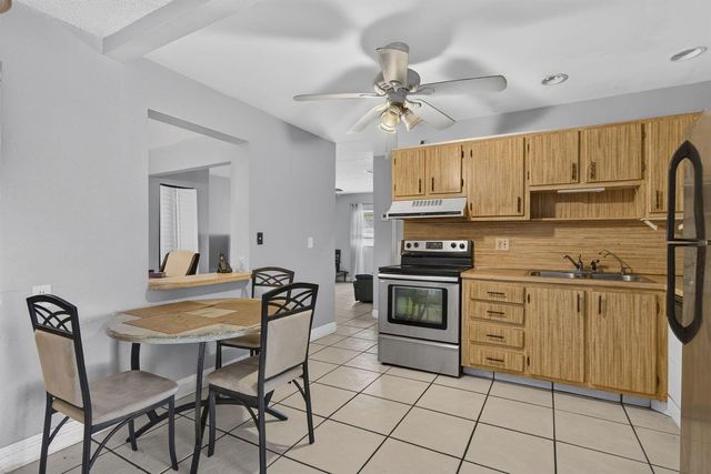 5337 BELLEVILLE Road, West Palm Beach, FL 33417