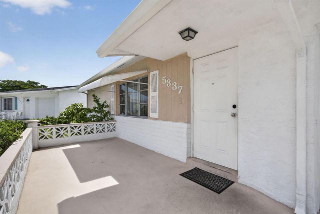 5337 BELLEVILLE Road, West Palm Beach, FL 33417