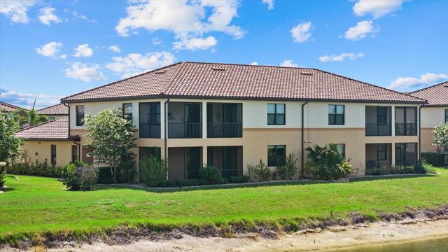 20080 RAGAZZA CIRCLE 102, Venice, FL 34293