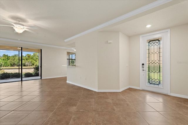 20080 RAGAZZA CIRCLE 102, Venice, FL 34293