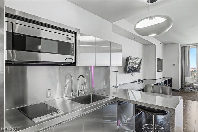 4381 West Flamingo Road 3604, Las Vegas, NV 89103