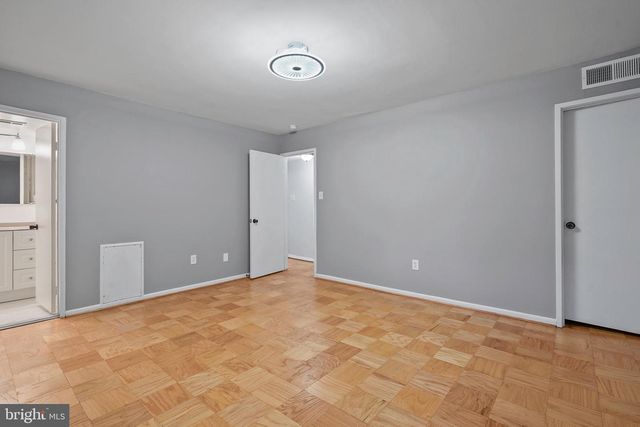 9900 BLUNDON DR #10-303, Silver Spring, MD 20902