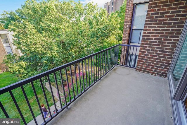 9900 BLUNDON DR #10-303, Silver Spring, MD 20902