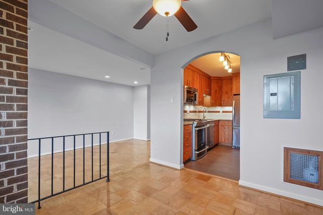 9900 BLUNDON DR #10-303, Silver Spring, MD 20902