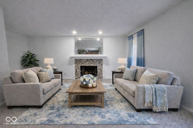 11458 Sutton Place Drive W, Carmel, IN 46032