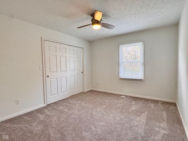 11458 Sutton Place Drive W, Carmel, IN 46032