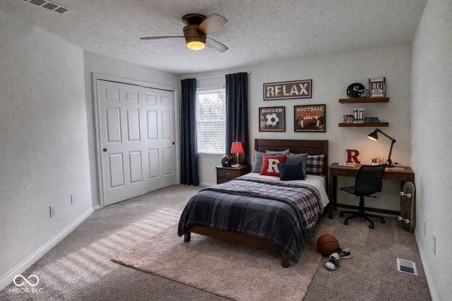 11458 Sutton Place Drive W, Carmel, IN 46032