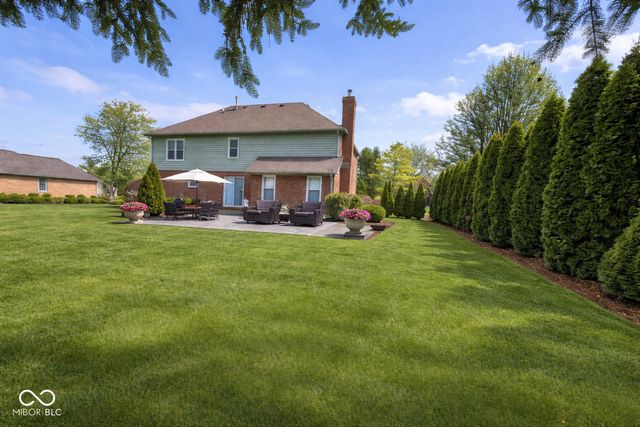 11458 Sutton Place Drive W, Carmel, IN 46032