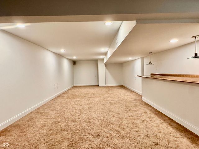 11458 Sutton Place Drive W, Carmel, IN 46032