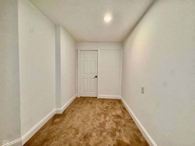 11458 Sutton Place Drive W, Carmel, IN 46032