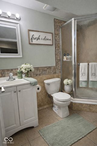 11458 Sutton Place Drive W, Carmel, IN 46032