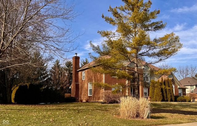 11458 Sutton Place Drive W, Carmel, IN 46032