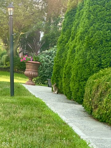 11458 Sutton Place Drive W, Carmel, IN 46032