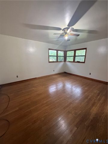 10096 Blue Star Hwy, Sussex, VA 23882