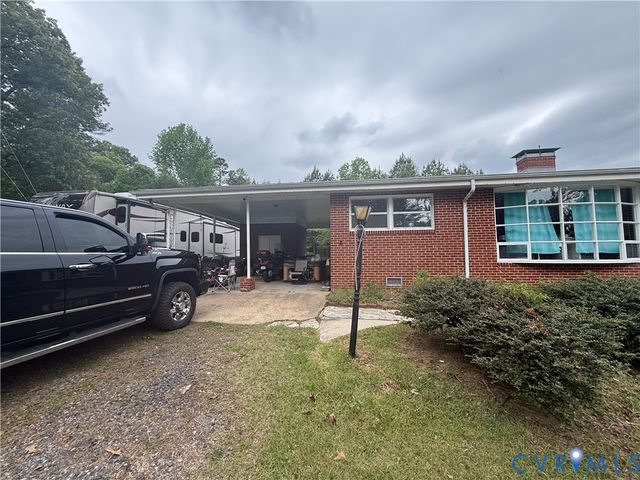 10096 Blue Star Hwy, Sussex, VA 23882