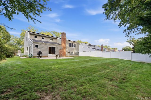276 Mount Pleasant Road, Hauppauge, NY 11788