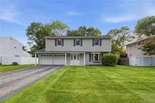276 Mount Pleasant Road, Hauppauge, NY 11788