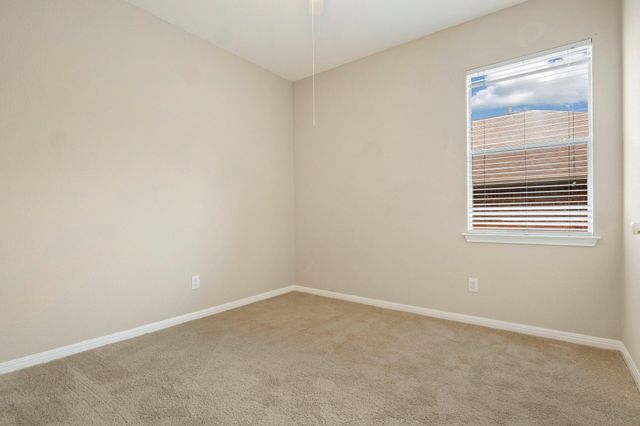 144 Oxford DR, Kyle, TX 78640