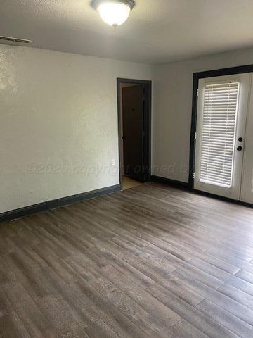 235 CLIFFSIDE Drive, Amarillo, TX 79118