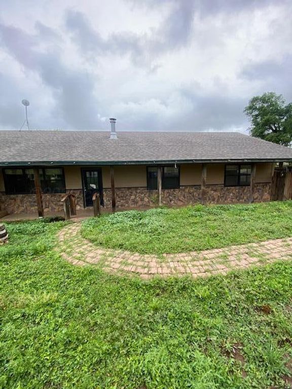 235 CLIFFSIDE Drive, Amarillo, TX 79118