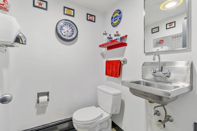87 Sampson Road, Bolton, MA 01740