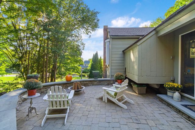 87 Sampson Road, Bolton, MA 01740