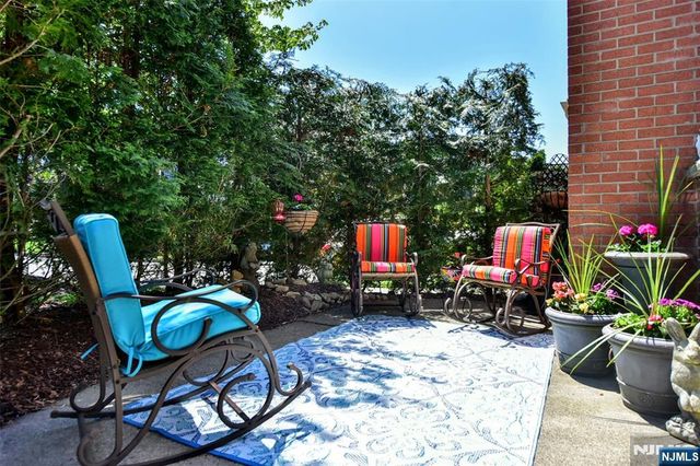 335 Cambridge Drive, Ramsey, NJ 07446