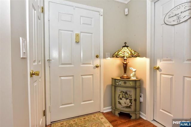 335 Cambridge Drive, Ramsey, NJ 07446
