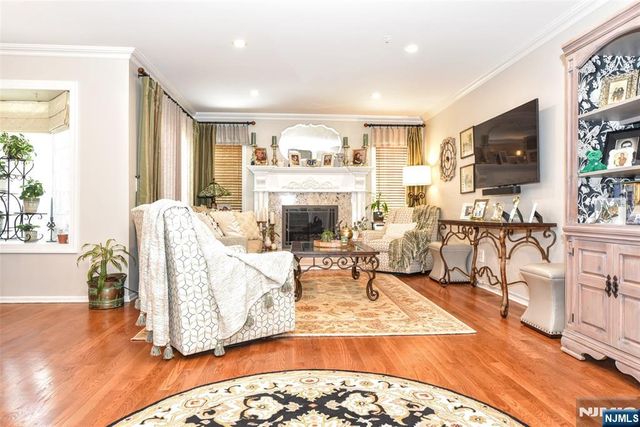 335 Cambridge Drive, Ramsey, NJ 07446