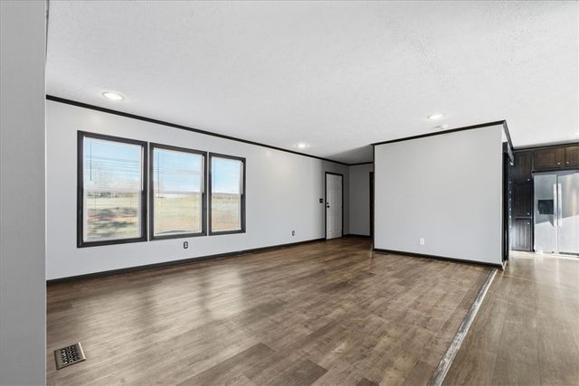 313 W Lake Street, Iva, SC 29655