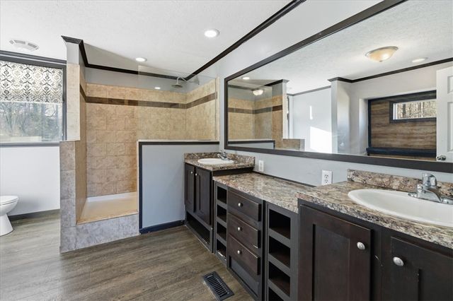 313 W Lake Street, Iva, SC 29655