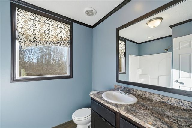 313 W Lake Street, Iva, SC 29655