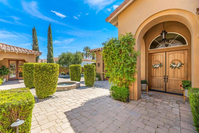 56025 Village Drive, La Quinta, CA 92253