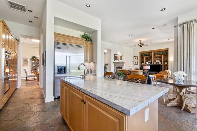 56025 Village Drive, La Quinta, CA 92253