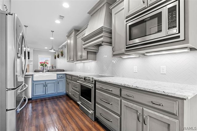 13858 Hemlock, Northport, AL 35475