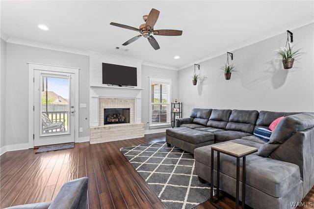 13858 Hemlock, Northport, AL 35475