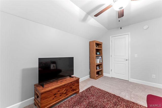 13858 Hemlock, Northport, AL 35475