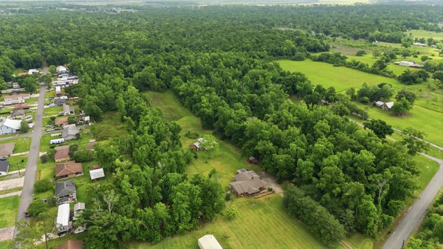4305 Bayouside Dr, Houma, LA 70363