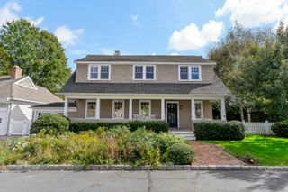 8 Park Lane, Norwalk, CT 06854