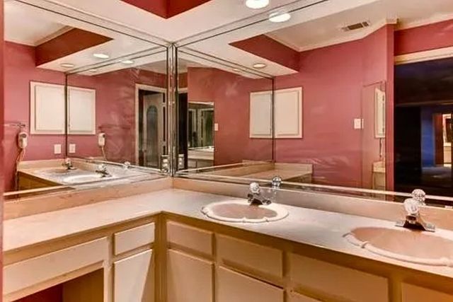 2706 S Surrey Drive, Carrollton, TX 75006