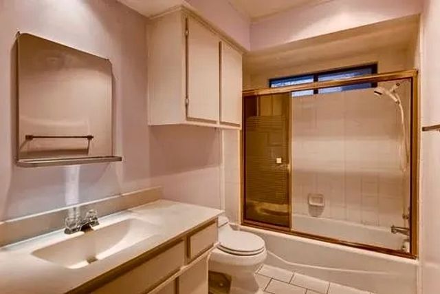 2706 S Surrey Drive, Carrollton, TX 75006