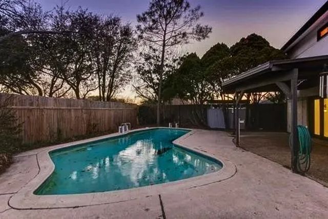 2706 S Surrey Drive, Carrollton, TX 75006