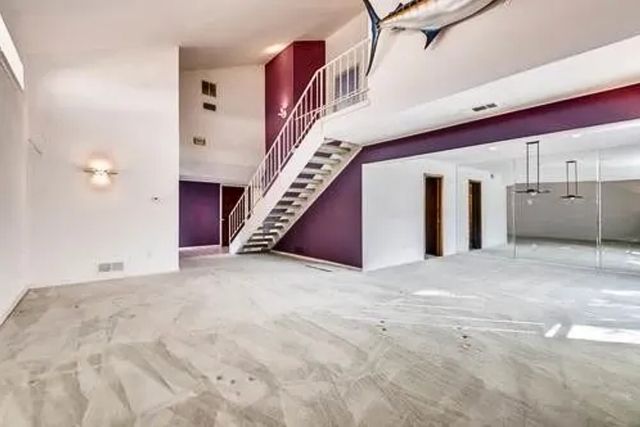 2706 S Surrey Drive, Carrollton, TX 75006