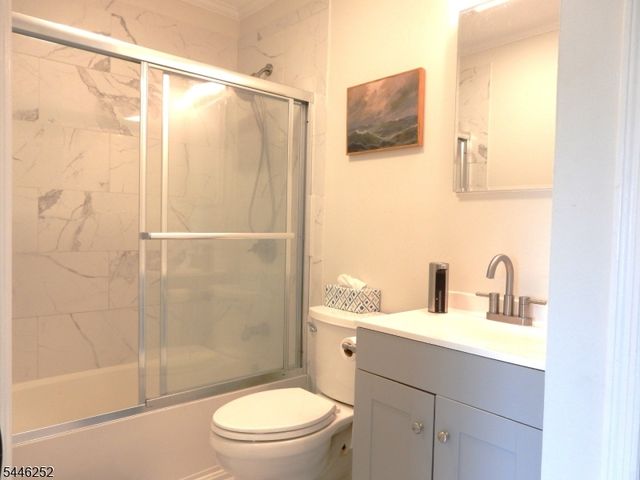 16312 DELL PL. 312, Stanhope Boro, NJ 07874