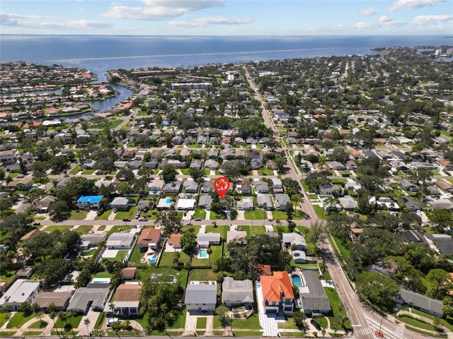 1826 NEVADA AVENUE NE, St Petersburg, FL 33703