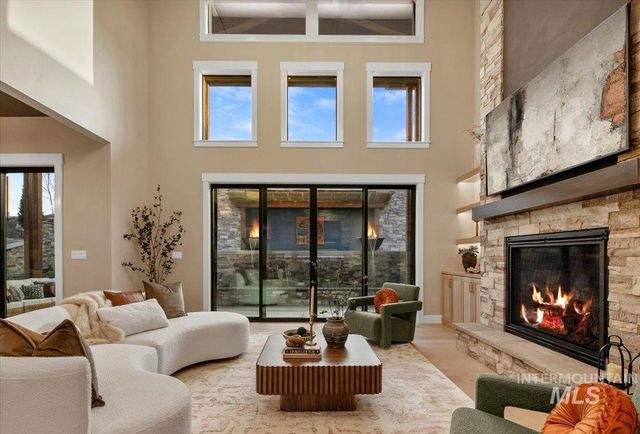 7017 N Cairnhill Way, Eagle, ID 83616