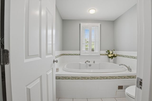 48 Davenport Rd, Dennis, MA 02670