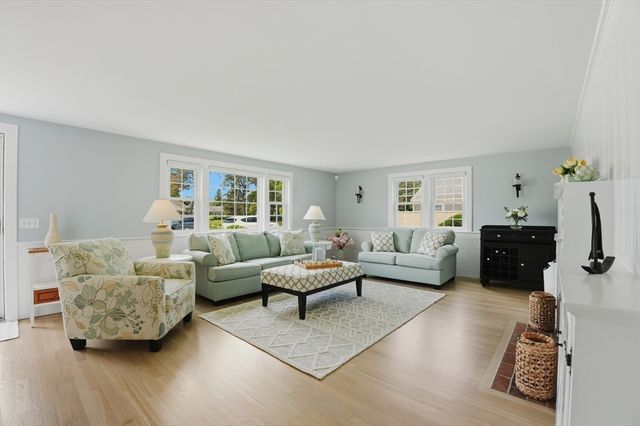 48 Davenport Rd, Dennis, MA 02670