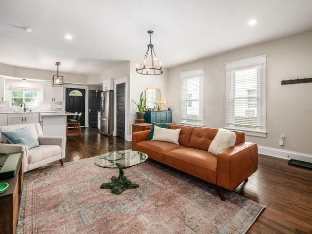 617 Reinhard Avenue, Columbus, OH 43206